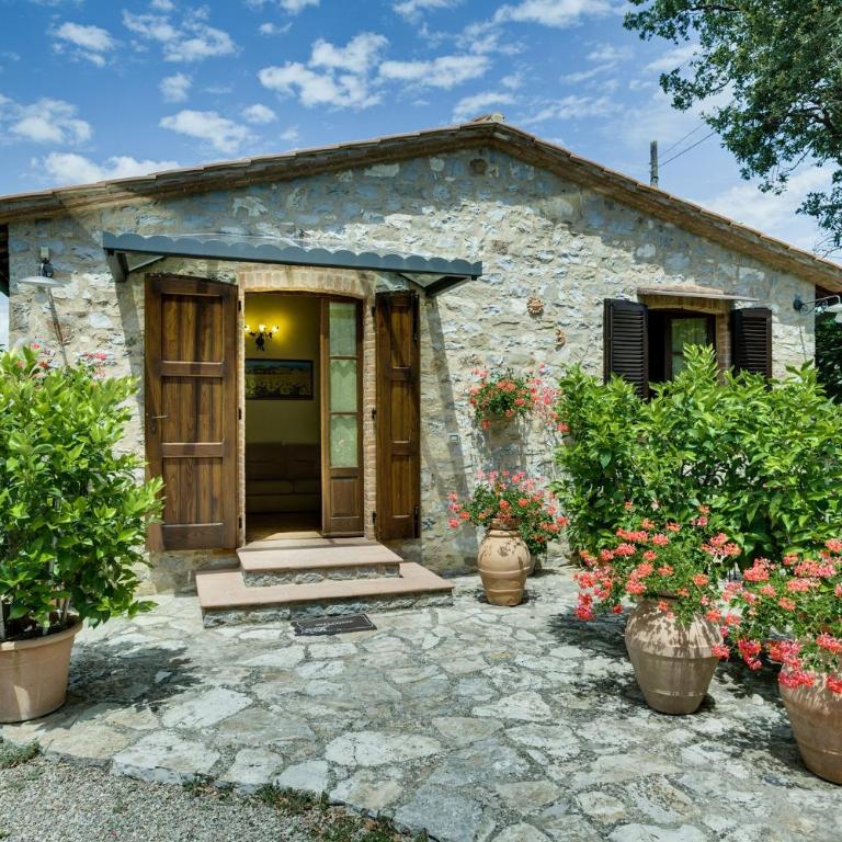 Azienda Agricola Casanuova di Sandrelli Daniele - Villa con 2 Camere da Letto - 1