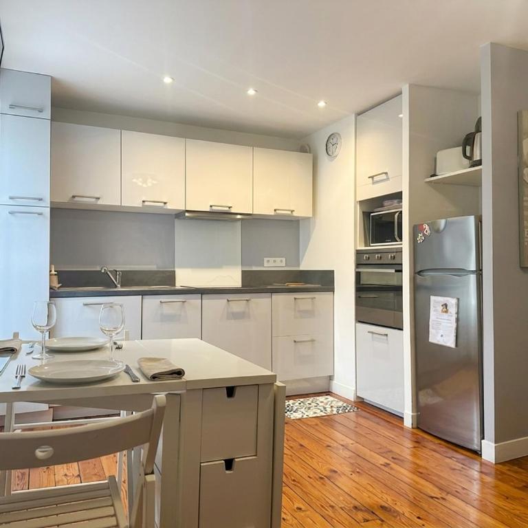 APPARTEMENT T2 4 PERSONNES Wifi et Climatisation - Apartamento de 2 dormitorios - 2