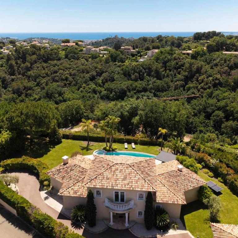 L'Ecrin Azur - Pool and Jacuzzi in St Paul de Vence - Villa - 10