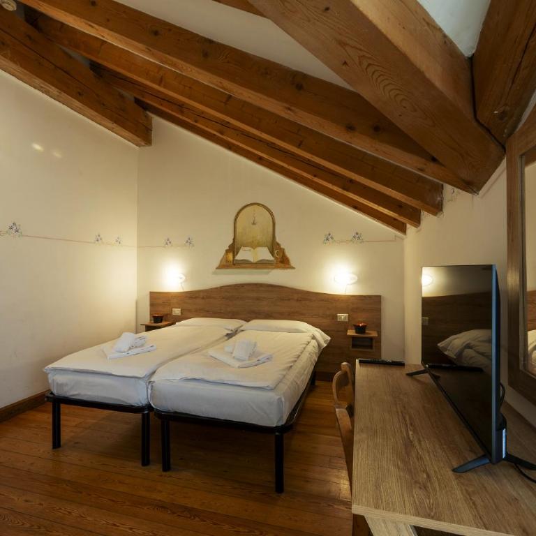 Locanda Locatori - Camera Matrimoniale/Doppia con Letti Singoli - 1