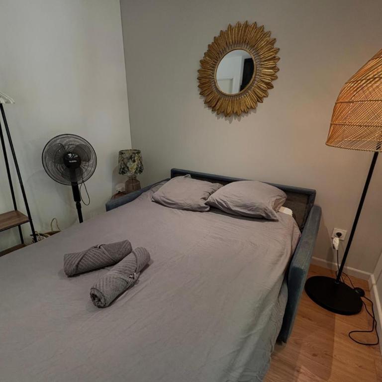 Charmant studio tout équipé au cœur de la ville - 452 - Studio - 2