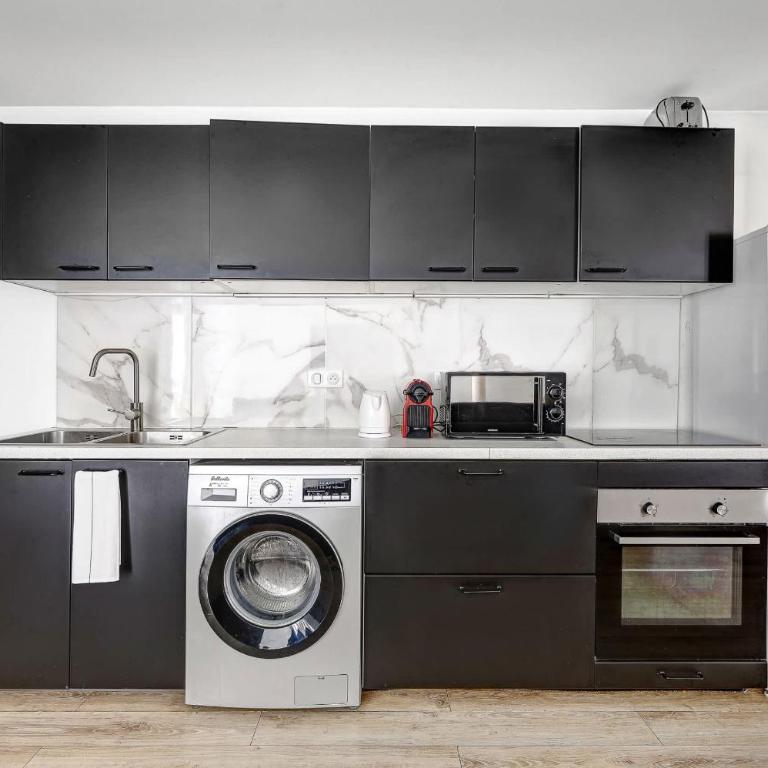 Home 4-Bedroom by Buttes Chaumont - 12 Guests - Appartement - 4