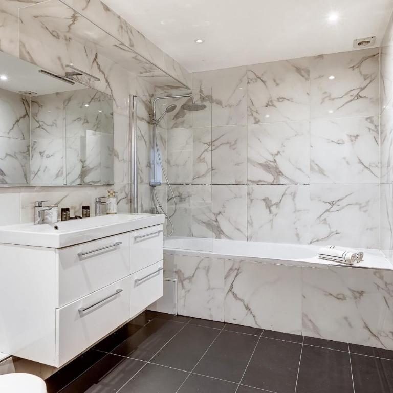 Home 4-Bedroom by Buttes Chaumont - 12 Guests - Appartement - 5