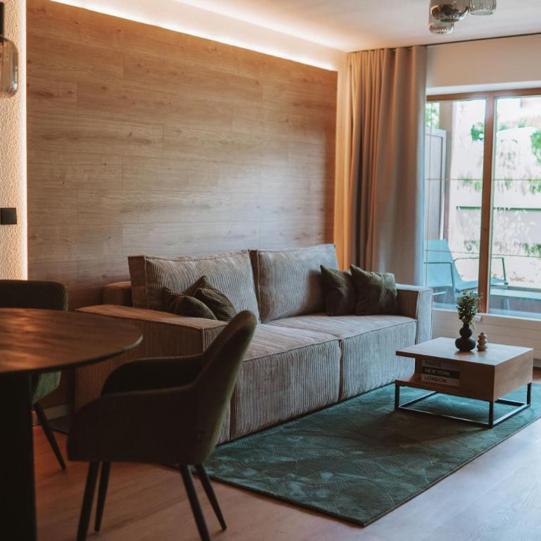 ALPEN STUDIO - moderne Ferienwohnung mit Bergblick & Südterrasse in Bad Hindelang - Apartment mit 1 Schlafzimmer - 1