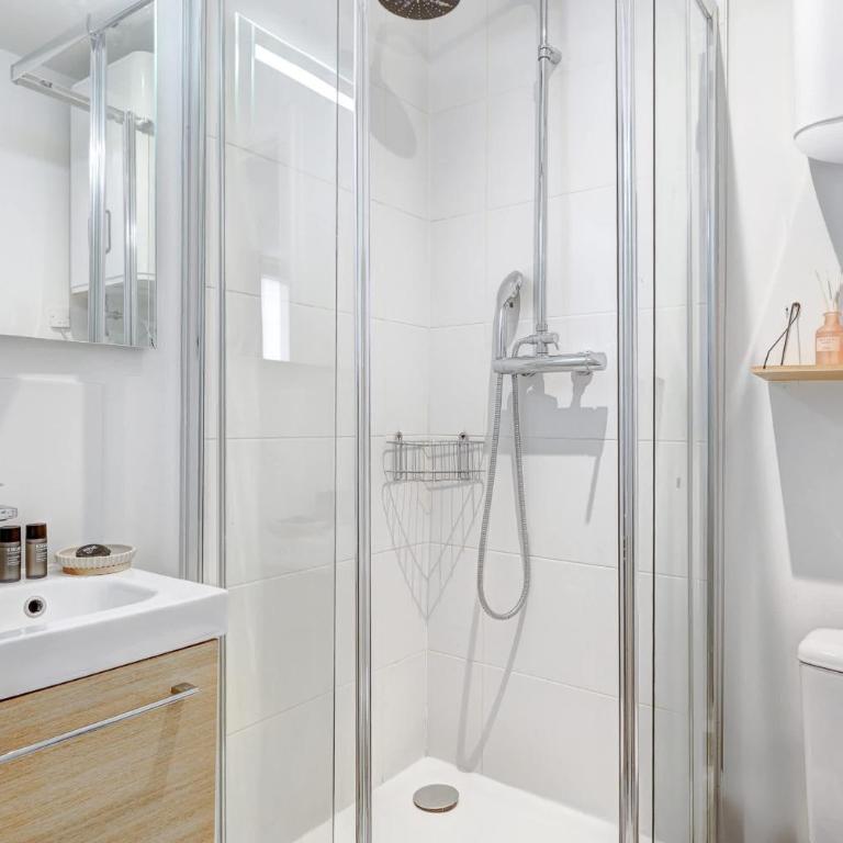 Appartement chaleureux proche Buttes-Chaumont - Appartement - 10