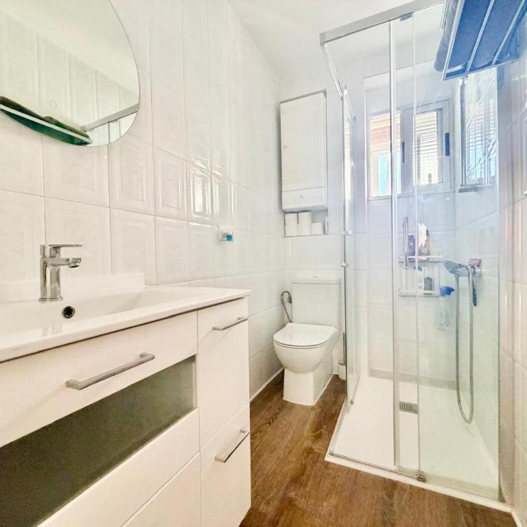 New Town Levante Beach Apartment - Apartment - 12