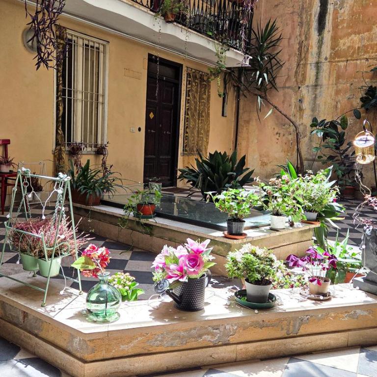 Colosseum Historic Apartment - 17th Century Building - Appartamento con 1 Camera da Letto - 21
