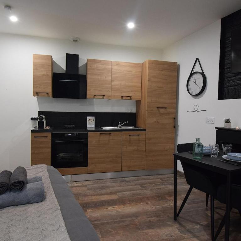 Suite romantique Spa & King Size - Le Secret Carnot - Appartement 1 Chambre - 3