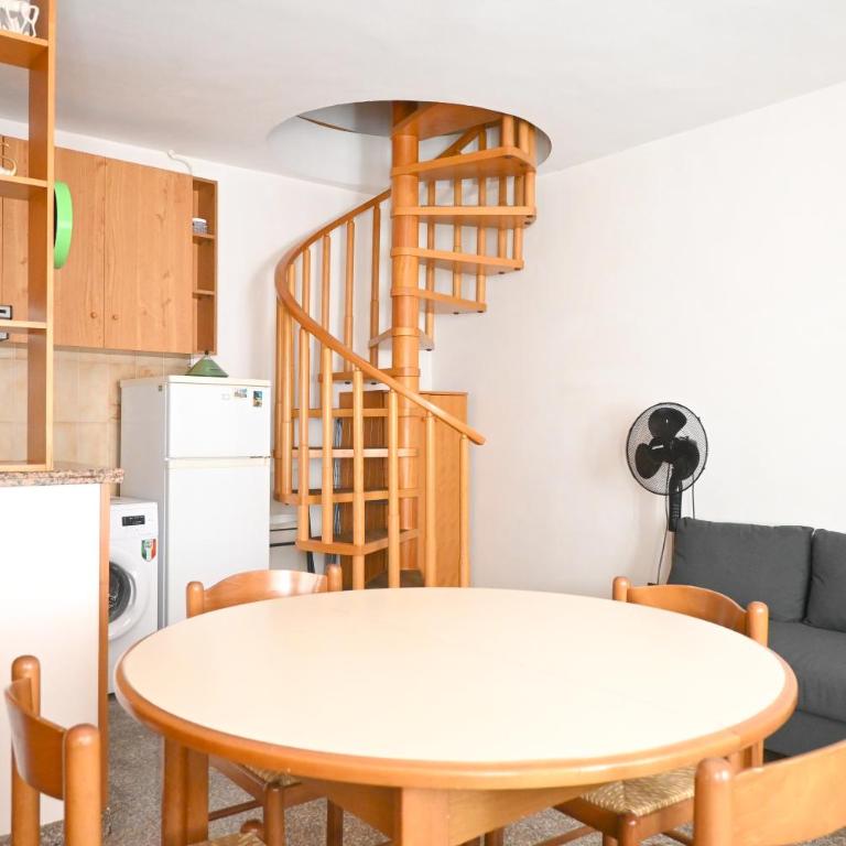S369 - Sirolo, trilocale cielo terra in centro - Two-Bedroom Apartment - 2