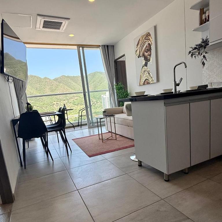 Apartamento en Rodadero, elegante y amplio a una cuadra del mar - Apartamento de 2 dormitorios - 11