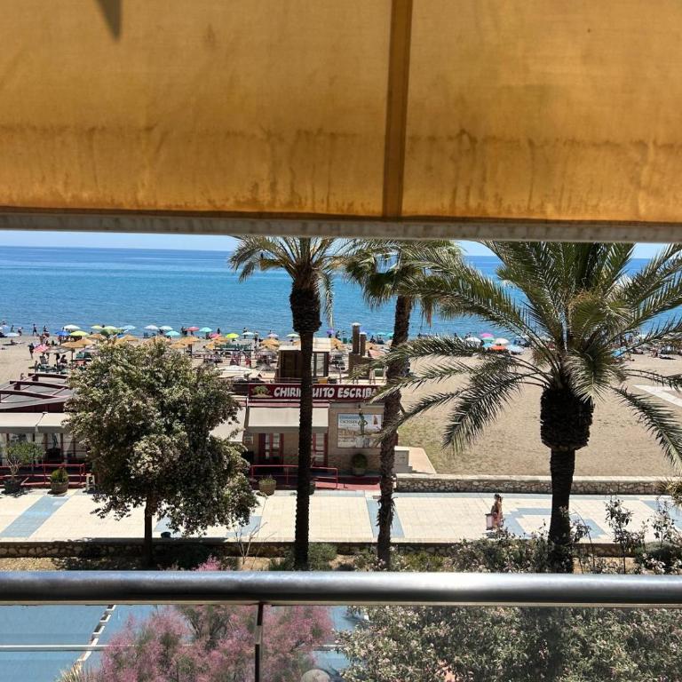 Pacific BeachFront Málaga - Two-Bedroom Apartment - 25