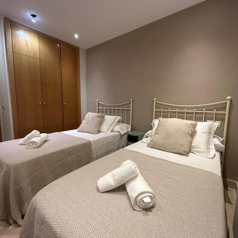 Pacific BeachFront Málaga - Two-Bedroom Apartment - 46