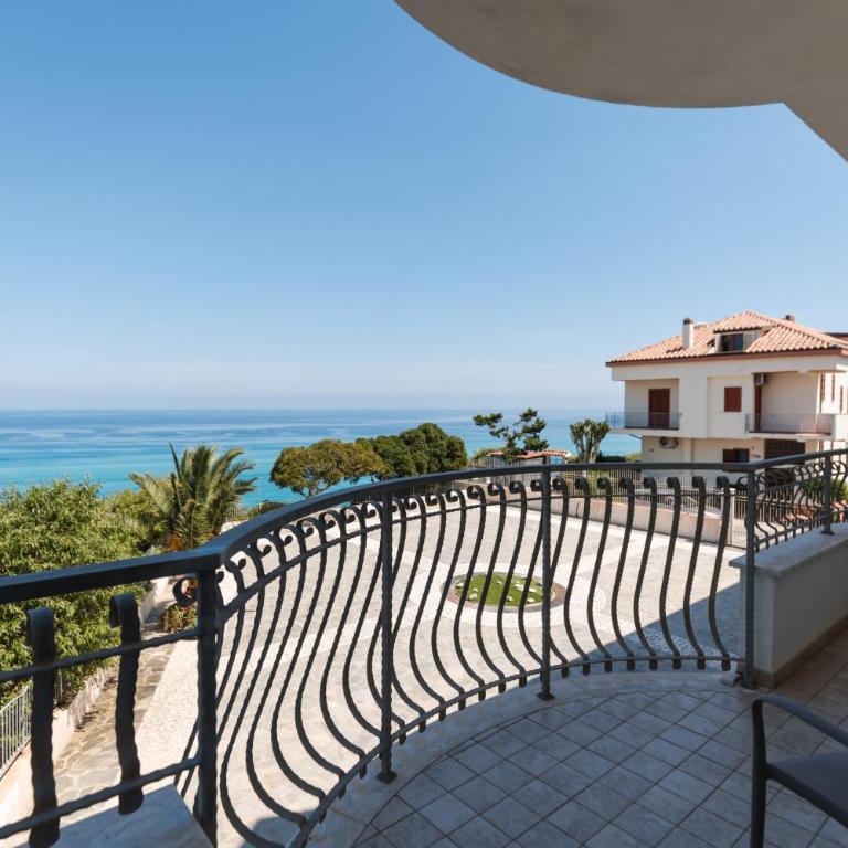 La Rocca di PA - Double Room with Private Bathroom - 3