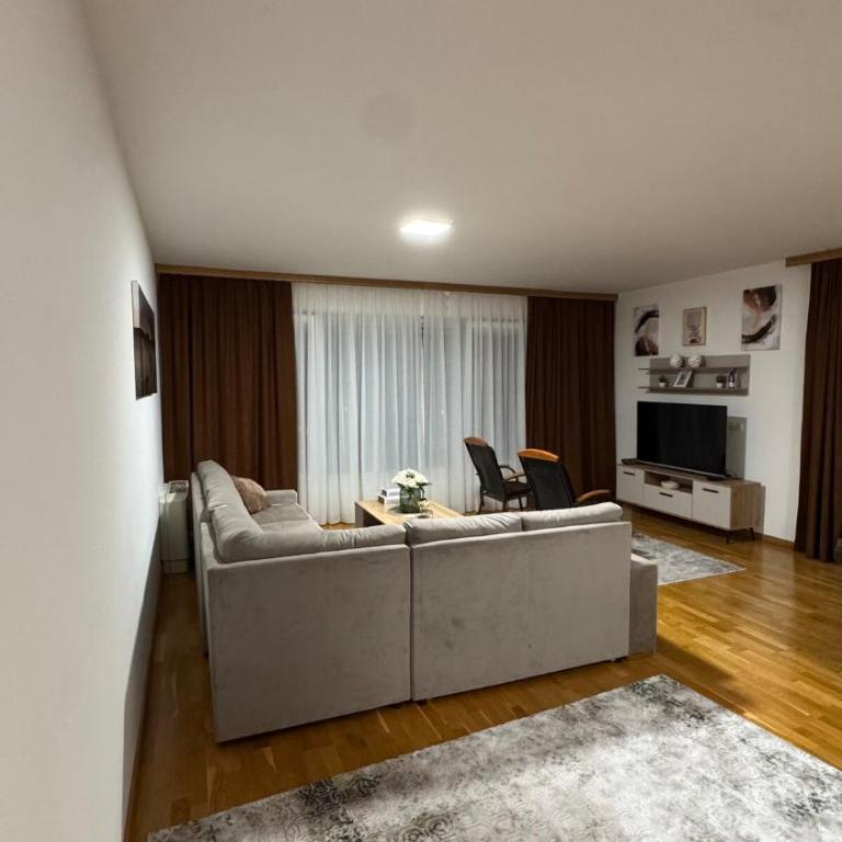 Large & Comfortable place4you Sarajevo apartment - Dvosobni Apartman - 7
