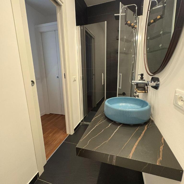 La Marmora Liberty Rooms - Camera Tripla con Bagno Privato Esterno - 3