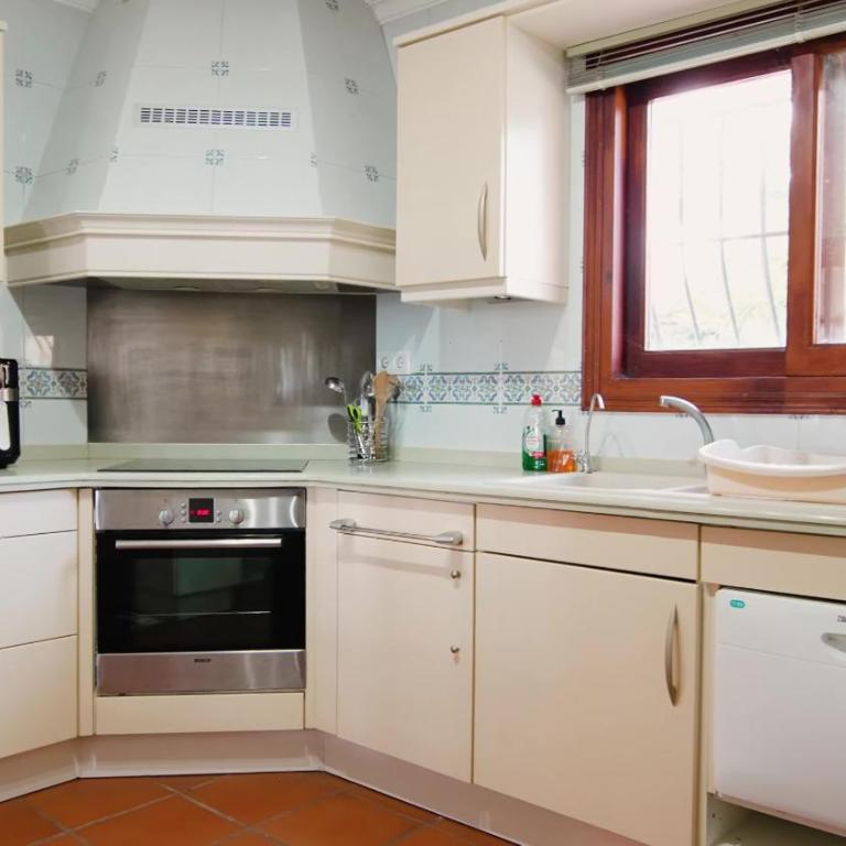 Casa pisto - Villa de 3 dormitorios - 7