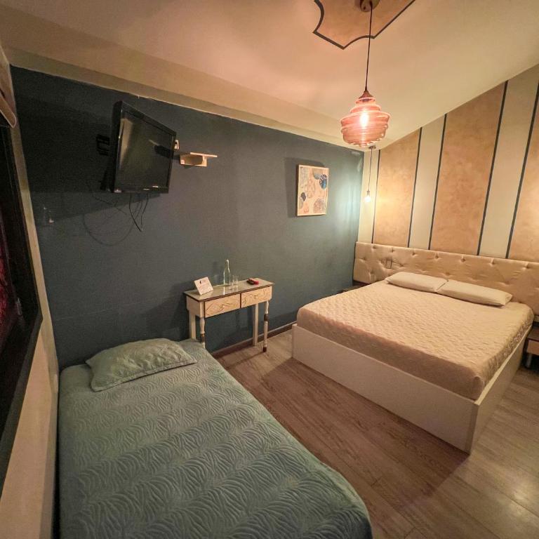 Ronda Hotel Boutique by Chat Noir - Comfort Triple Room - 10