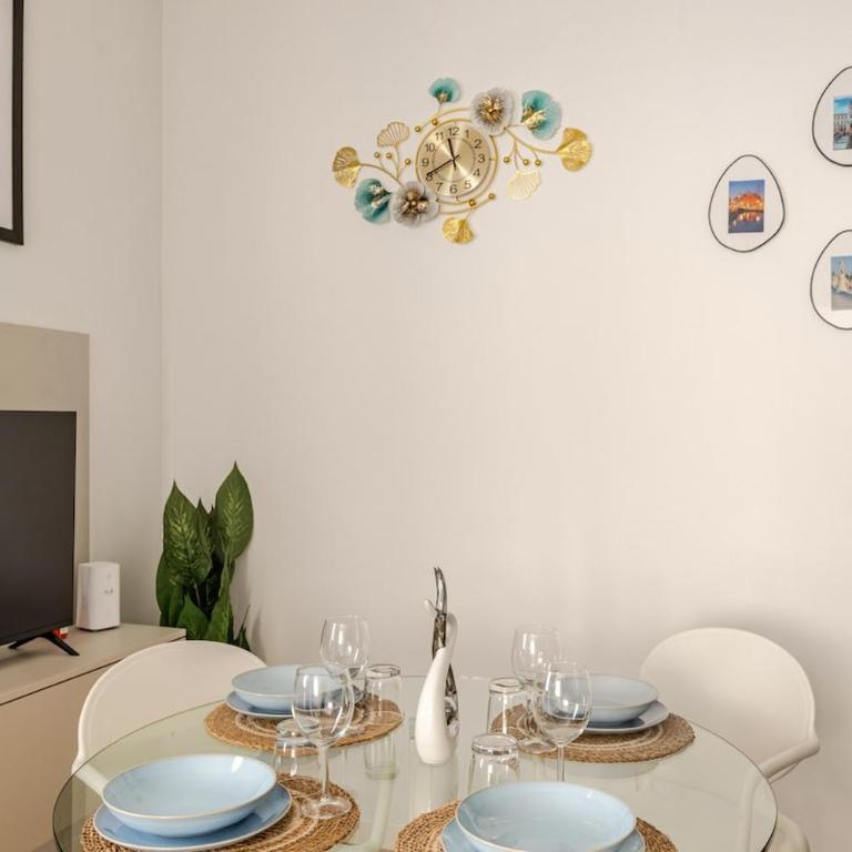 Urban Oasis Suite Design & Comfort in Ponti Romani - Appartamento con 1 Camera da Letto - 7