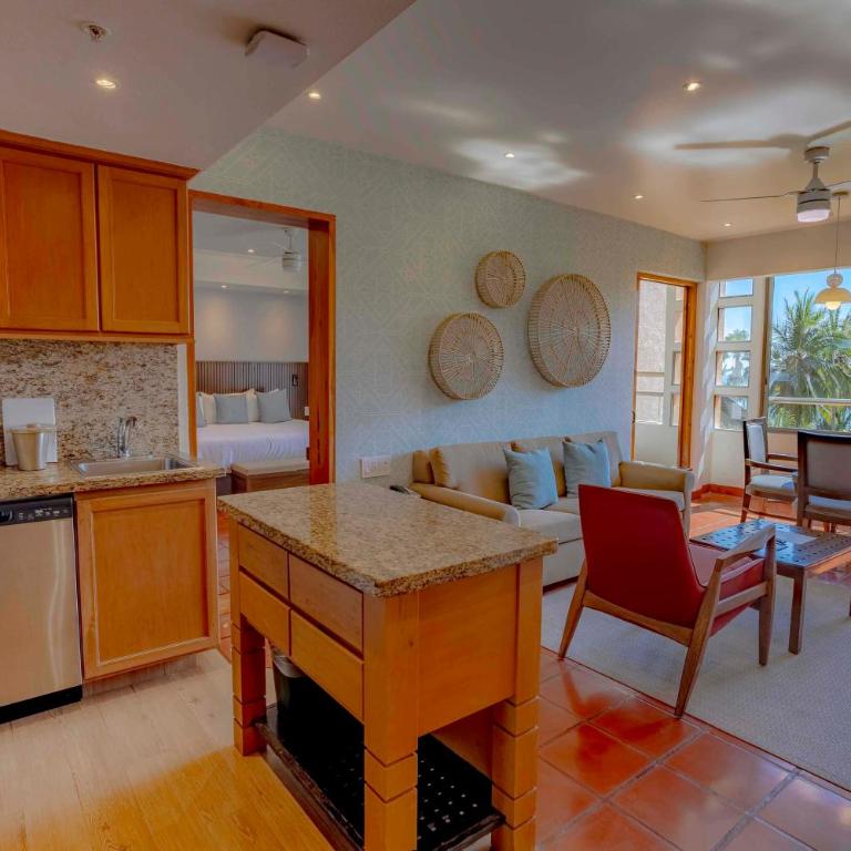 Club Regina Puerto Vallarta - Two-Bedroom Deluxe King Suite with Balcony, Jacuzzi and Lagoon View - 6