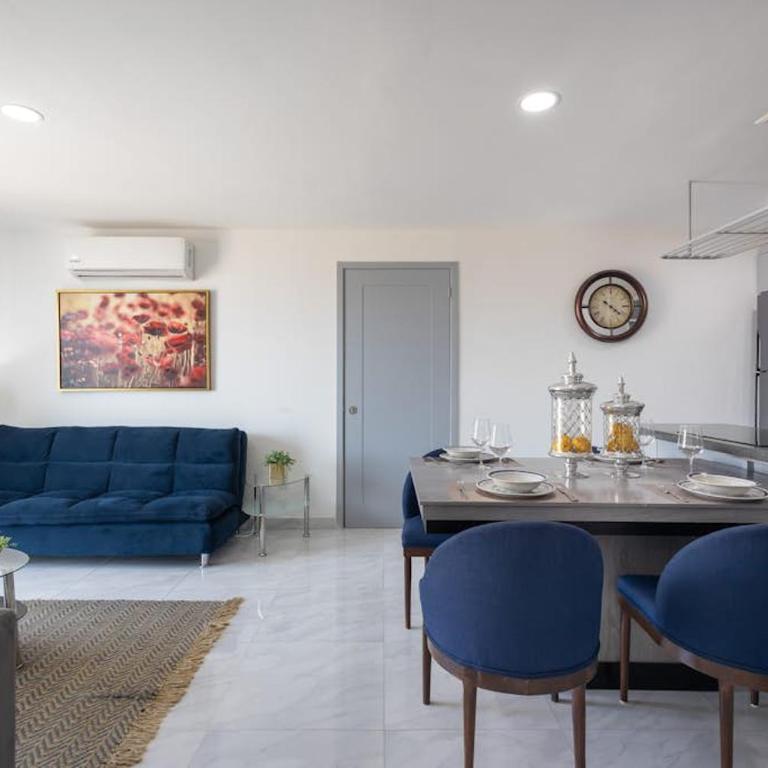 Dog-friendly hotel suite with ocean-view rooftop infinity pool, central AC & gym - Casa - 7