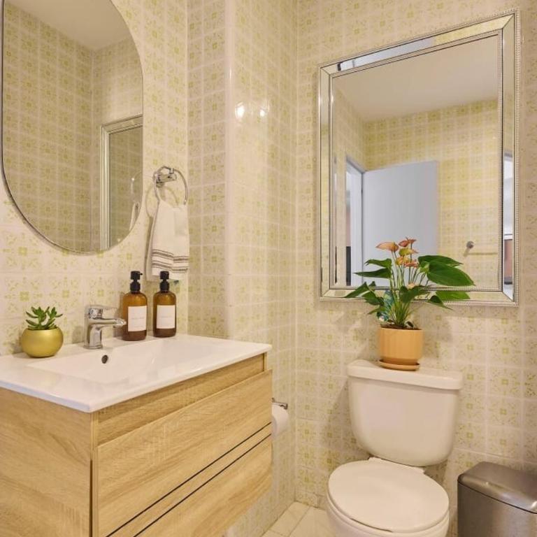 Manila 3 bedrooms 2 bathrooms Huge Balcony - Apartamento - 24