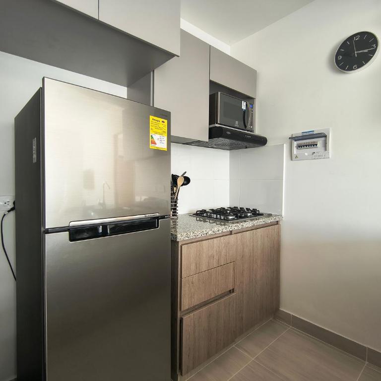 Serena del Mar Piscina, Balcón y Parqueadero - Two-Bedroom Apartment - 9