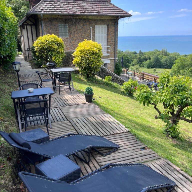 Spacieux appartement jardin, BBQ, vue sur mer, Trouville - Apartment - 1