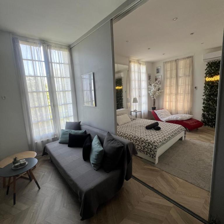 Lumineux appartement, jardin, vu sur mer - Appartement - Vue sur Mer - 1