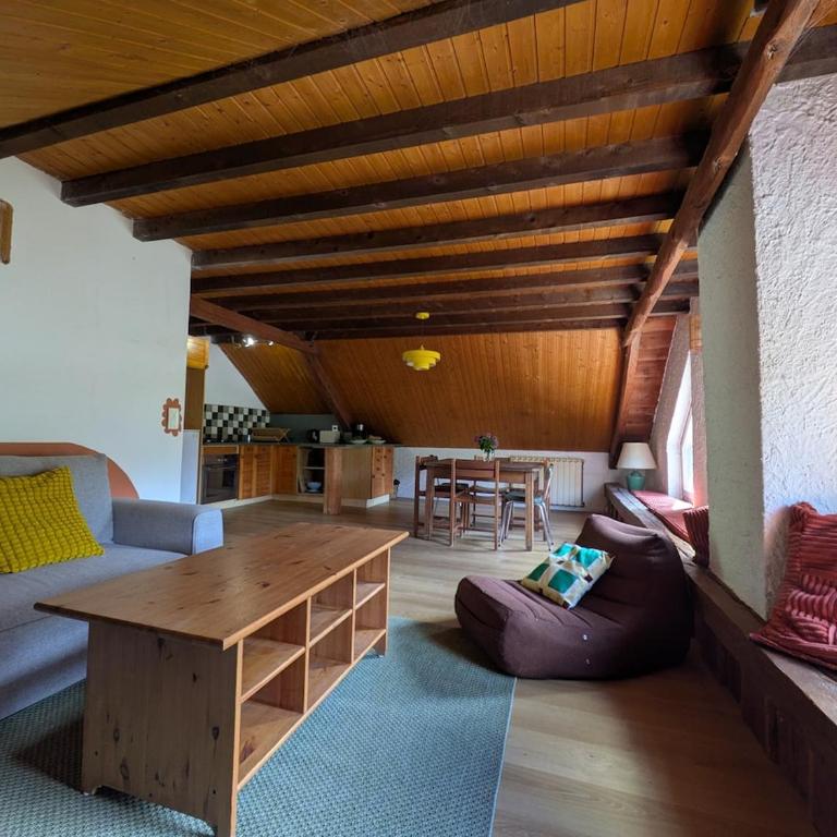 Appartement Cosy avec terrasse plein sud - Appartement 2 Chambres avec Vue sur la Montagne - 2