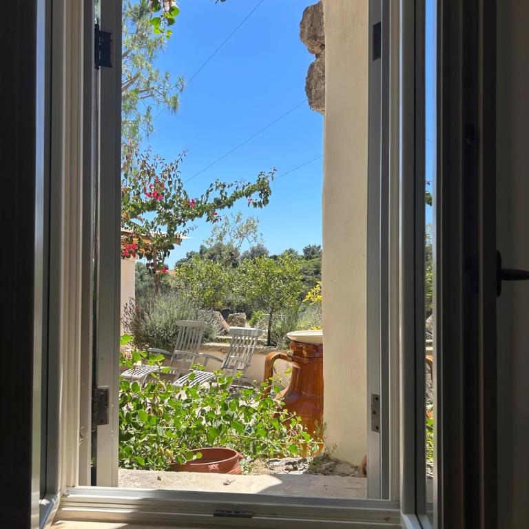Masseria Pelosella B&B - Camera Tripla Comfort con Doccia - 13