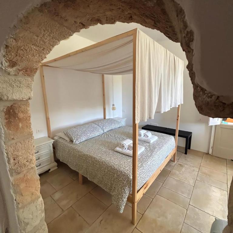 Masseria Pelosella B&B - Camera Tripla Comfort con Doccia - 12