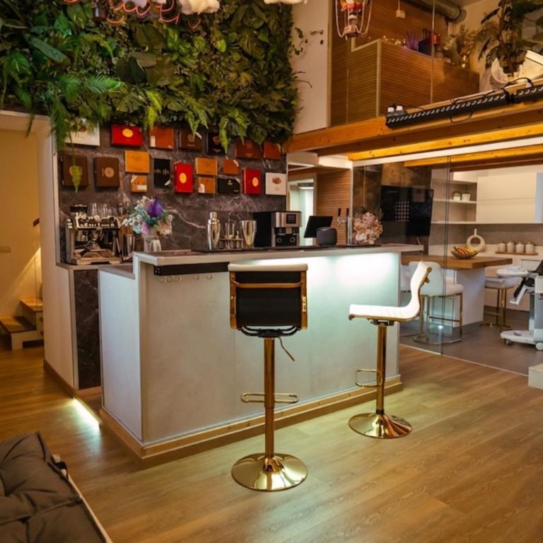 Haven Loft Como - Private Spa, Parking & Jacuzzi - Appartamento Deluxe con 2 Camere da Letto - 7