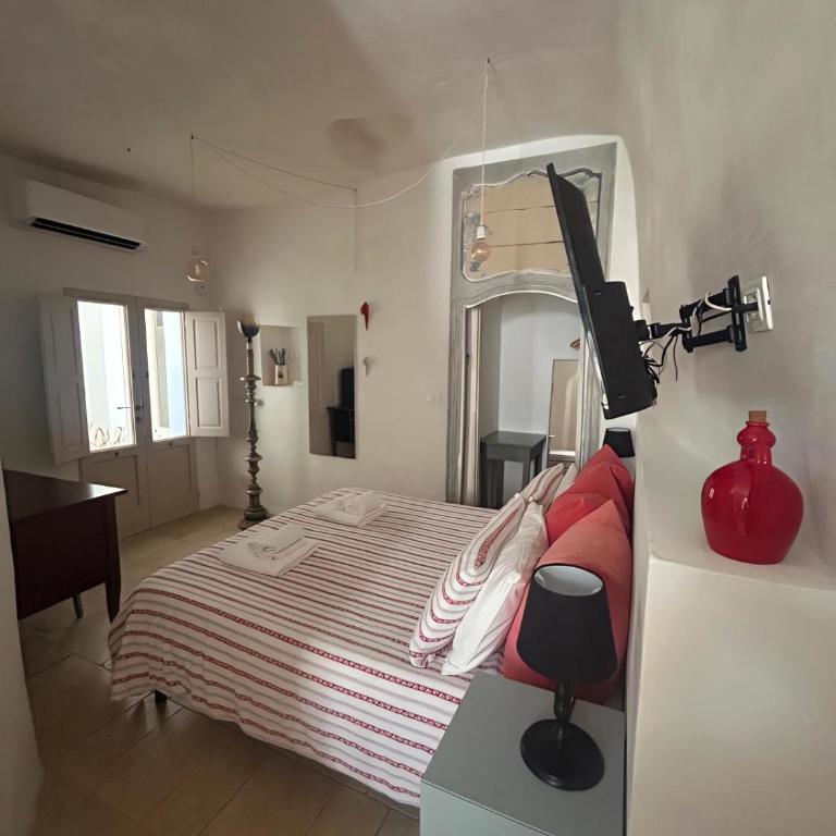 Masseria Pelosella B&B - Camera Matrimoniale con Bagno Privato - 12