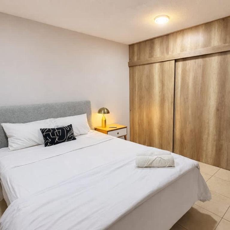 Suite in Lomas de Urdesa walk to Tennis Federation - Apartamento - 10