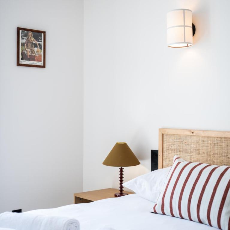 Appartement avec Parking place des lices - Apartamento de 2 dormitorios - 16
