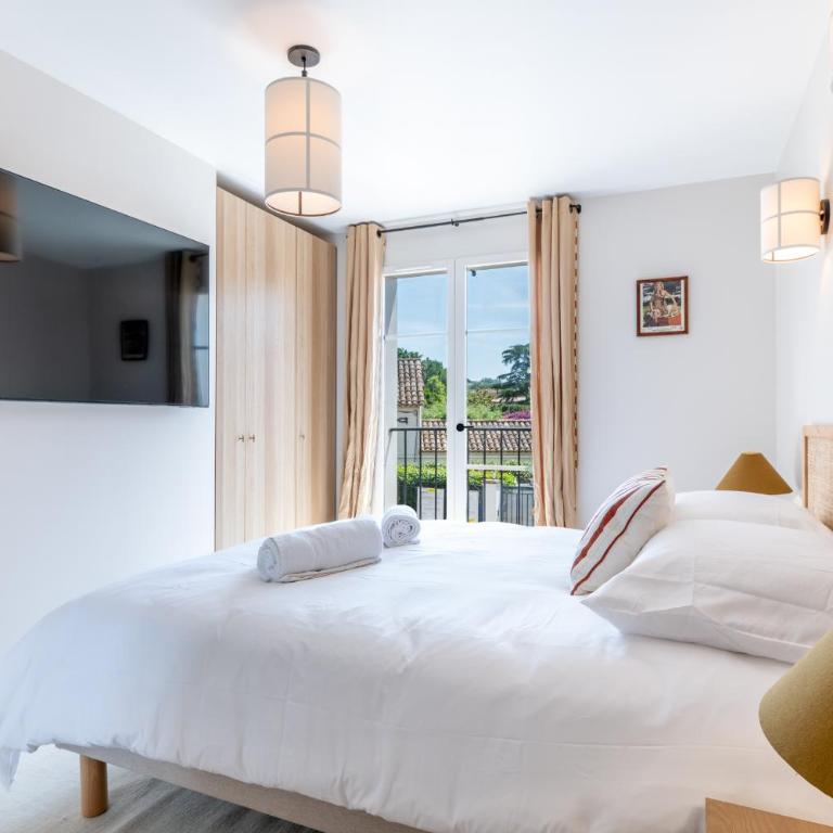 Appartement avec Parking place des lices - Apartamento de 2 dormitorios - 9