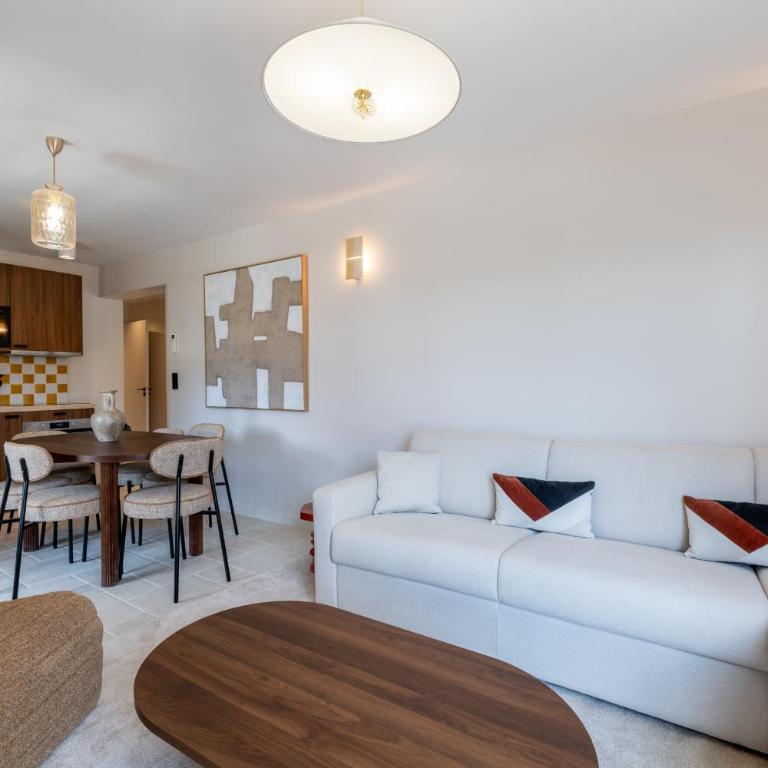 Appartement avec Parking place des lices - Apartamento de 2 dormitorios - 1