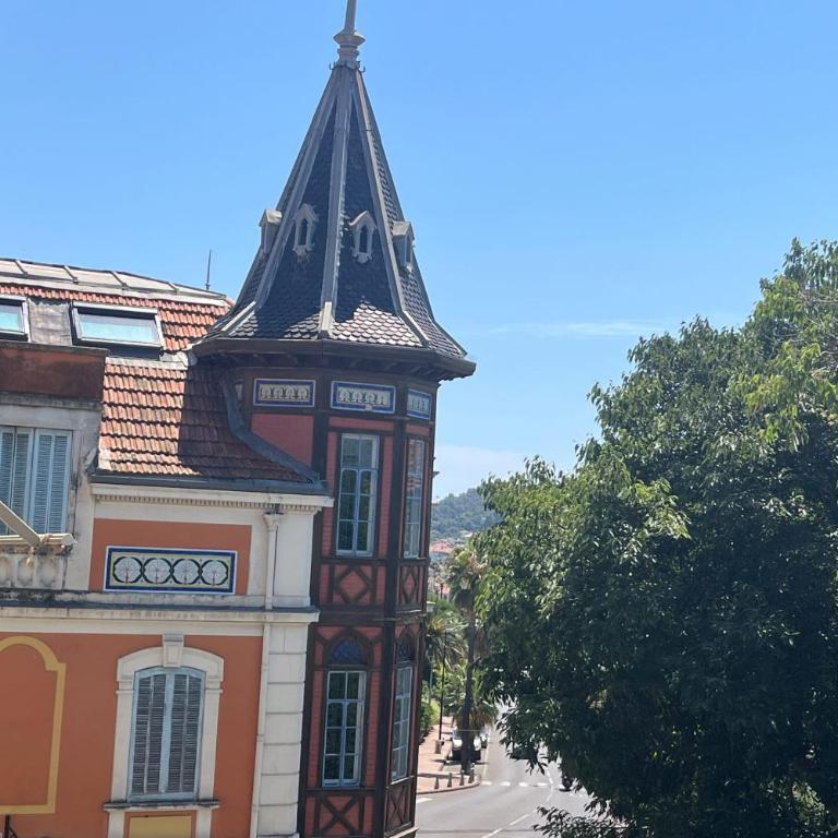 "L'Atelier" 3 pièces de 50 m situé à Hyères - Appartement - 13