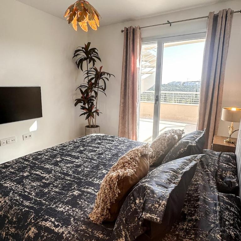 Sunny Golf - Luxury Penthouse - Rooftop Retreat - Apartamento de 2 dormitorios con balcón y terraza - 48