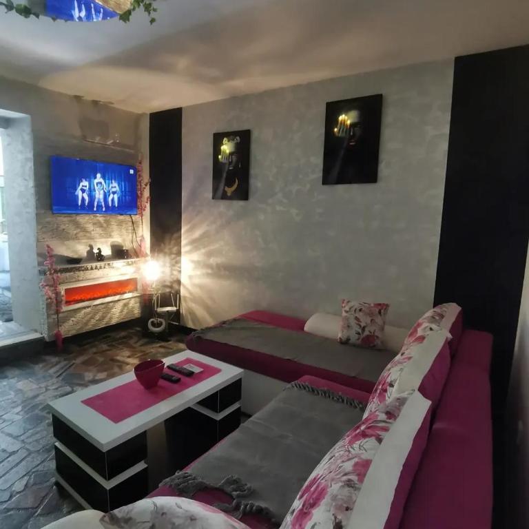 Jacuzzi Apartman - Apartman sa 1 Spavaćom Sobom - 2