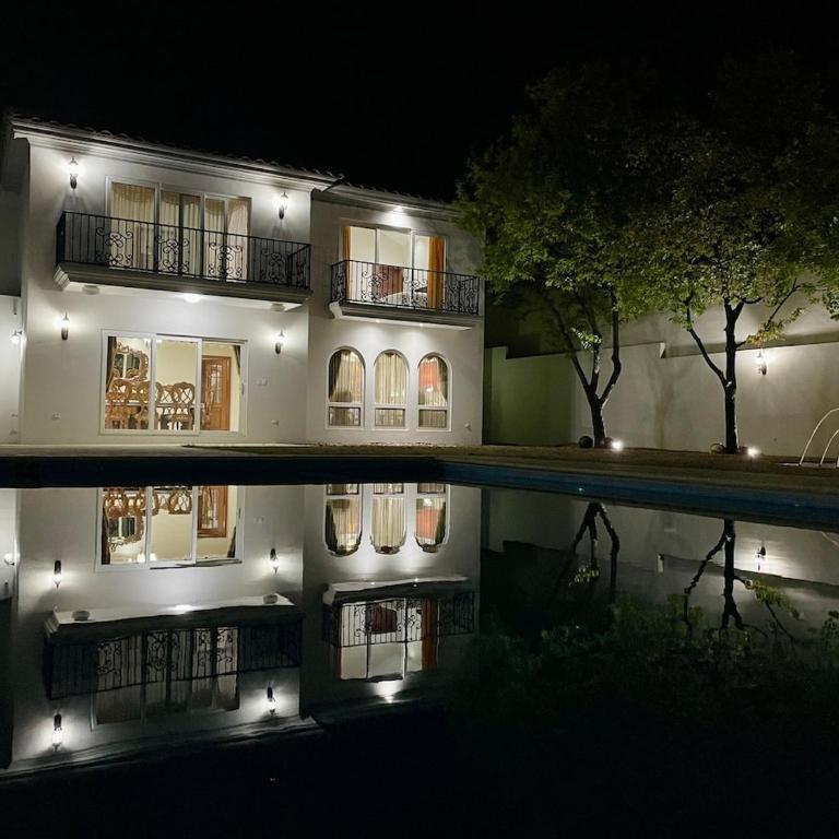 Casa Las Yucas - Pool - Sleeps 12- Garage - Villa with Private Pool - 17