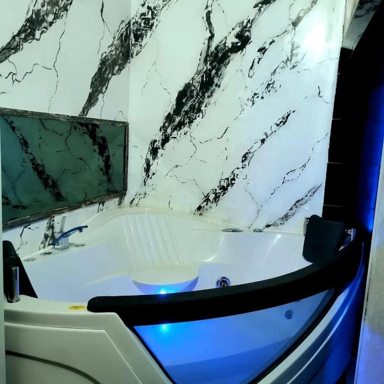 Jacuzzi Apartman - Apartman sa 1 Spavaćom Sobom - 7