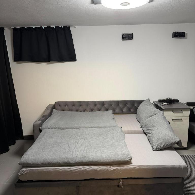 Schöne&Moderne&Zentrale Ferienwohnung Nähe A96 - Apartment mit 2 Schlafzimmern - 10