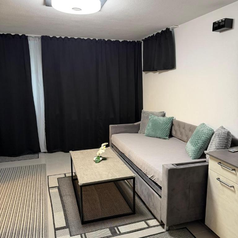 Schöne&Moderne&Zentrale Ferienwohnung Nähe A96 - Apartment mit 2 Schlafzimmern - 7