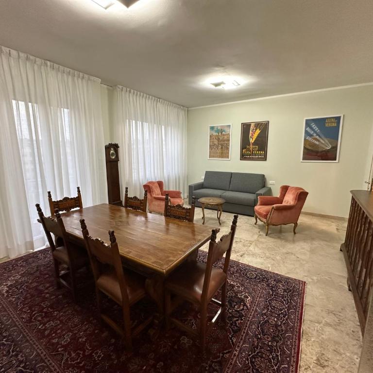 10 Minutes B&B Bed & Breakfast - Appartamento Attico - 4