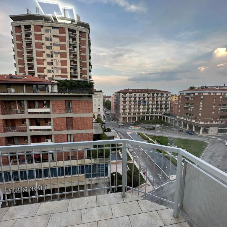 10 Minutes B&B Bed & Breakfast - Appartamento Attico - 8