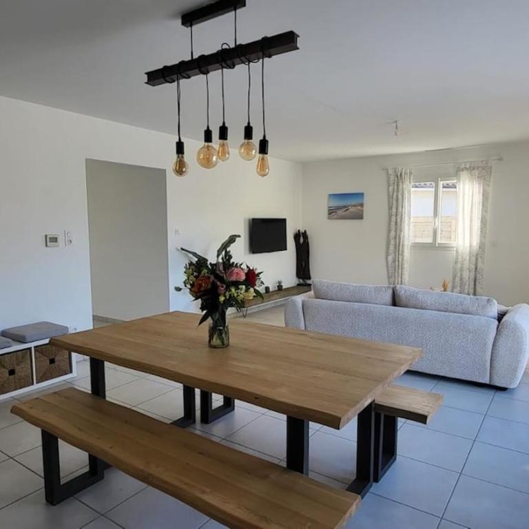 La Maison de la Côte, entre Lacs et Océan - Three-Bedroom Home - 4