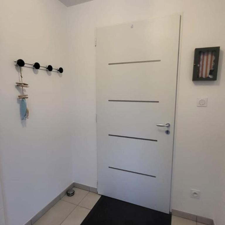 La Maison de la Côte, entre Lacs et Océan - Three-Bedroom Home - 13