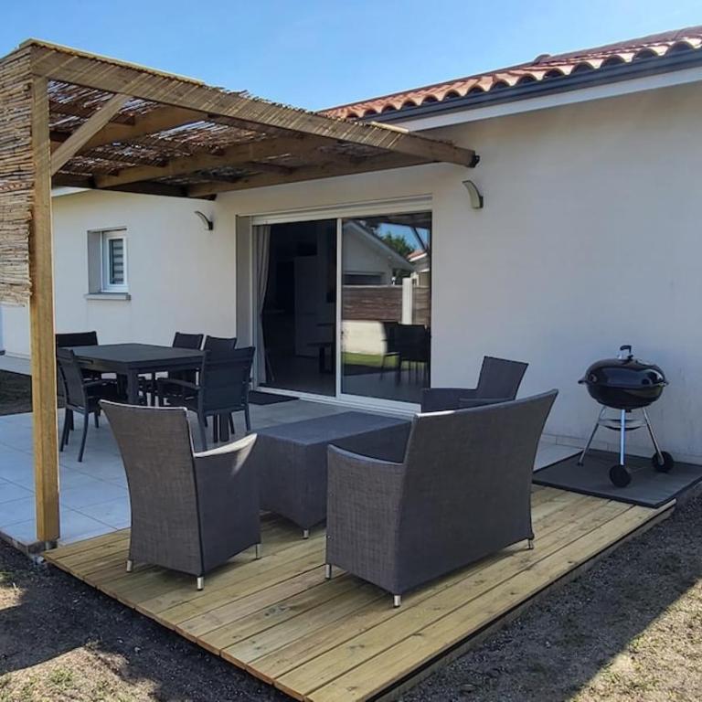 La Maison de la Côte, entre Lacs et Océan - Three-Bedroom Home - 26