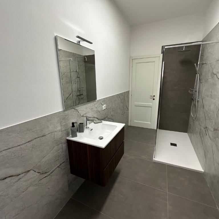 10 Minutes B&B Bed & Breakfast - Appartamento Attico - 13
